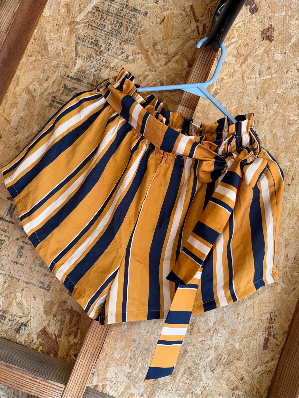 SHEIN Women Striped Paperbag Waist Shorts in Mustard & Navy